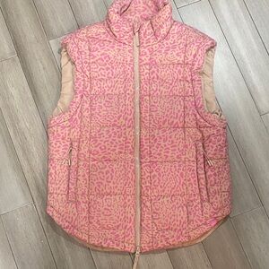 JoyLab Pink Leopard Print Vest